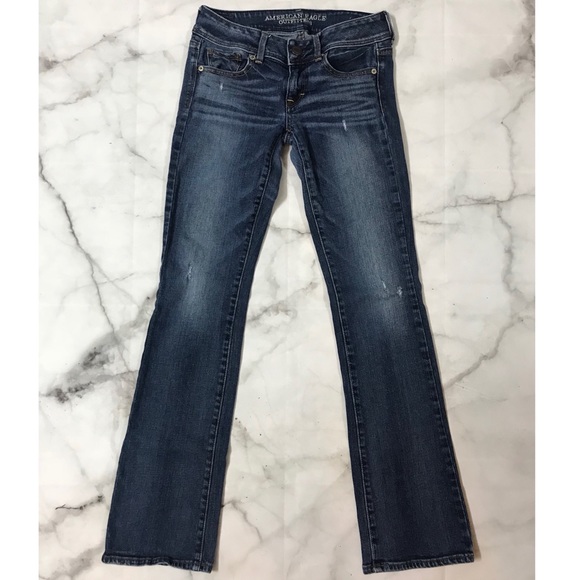 American Eagle Outfitters Denim - American Eagle Slightly Distressed Jeans, sz 2